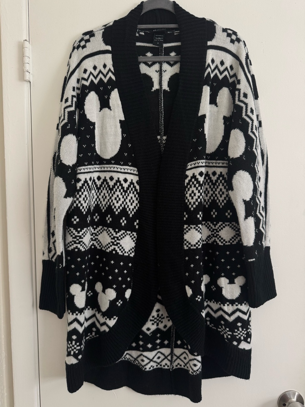 Torrid Disney Mickey Fair Isle Cardigan Size 2 (18-20)